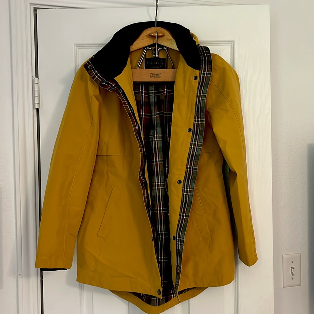 Pendleton Mustard Yellow Rain Jacket with Plaid Lining - Women’s XS
